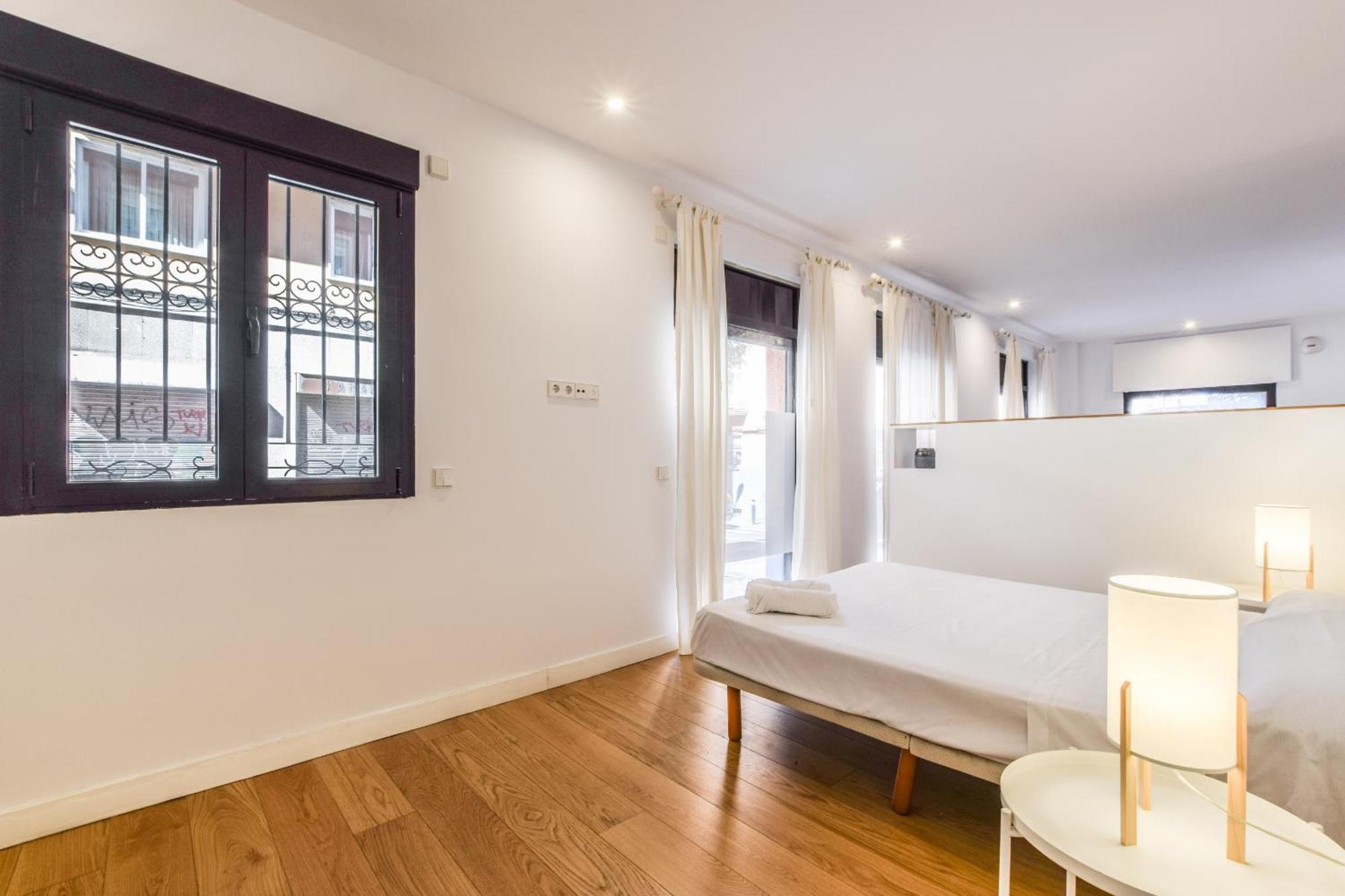 Loft Exclusivo Reformado De Diseno Alquiler Temporal Apartment Madrid Bagian luar foto