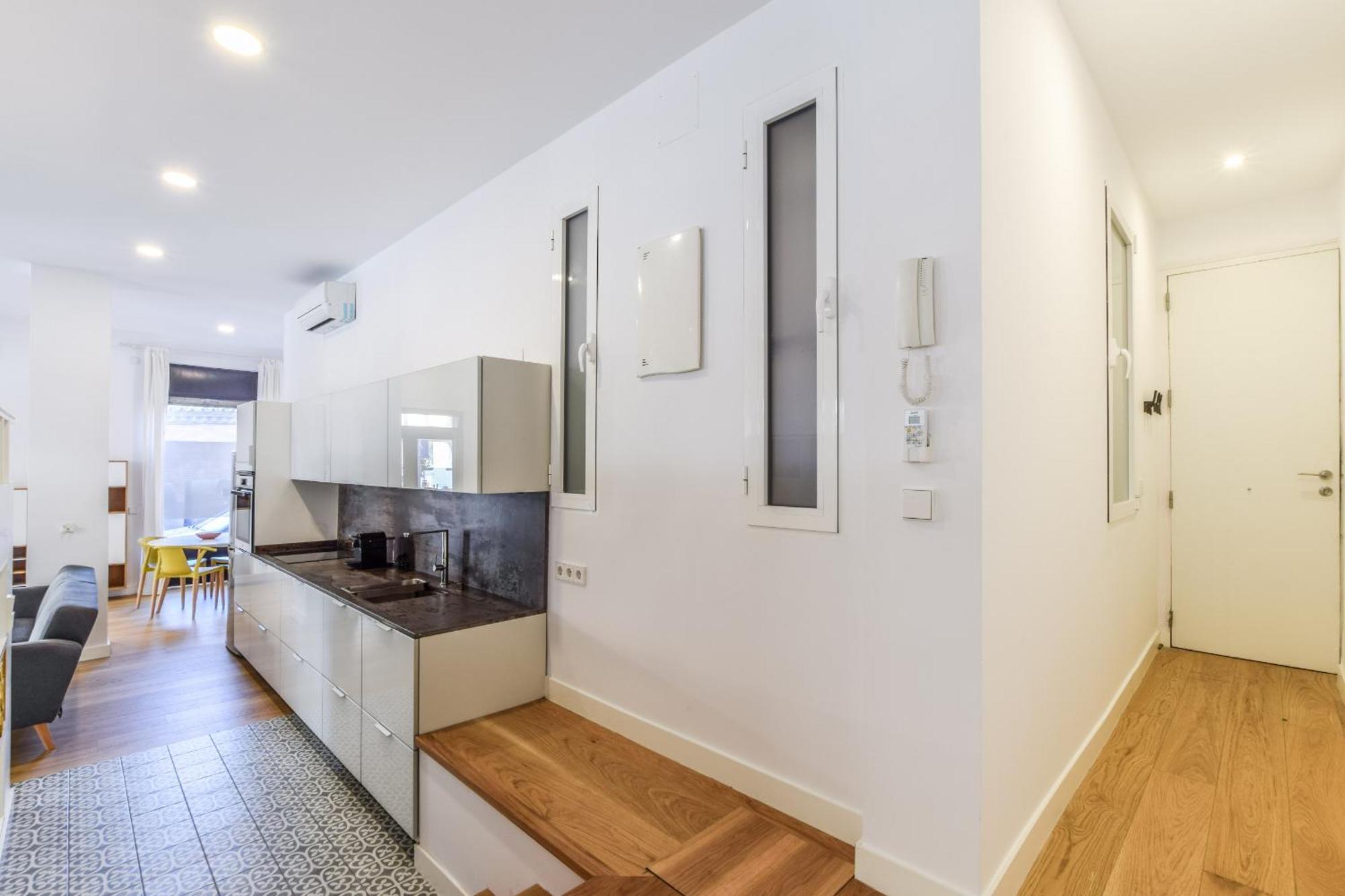 Loft Exclusivo Reformado De Diseno Alquiler Temporal Apartment Madrid Bagian luar foto